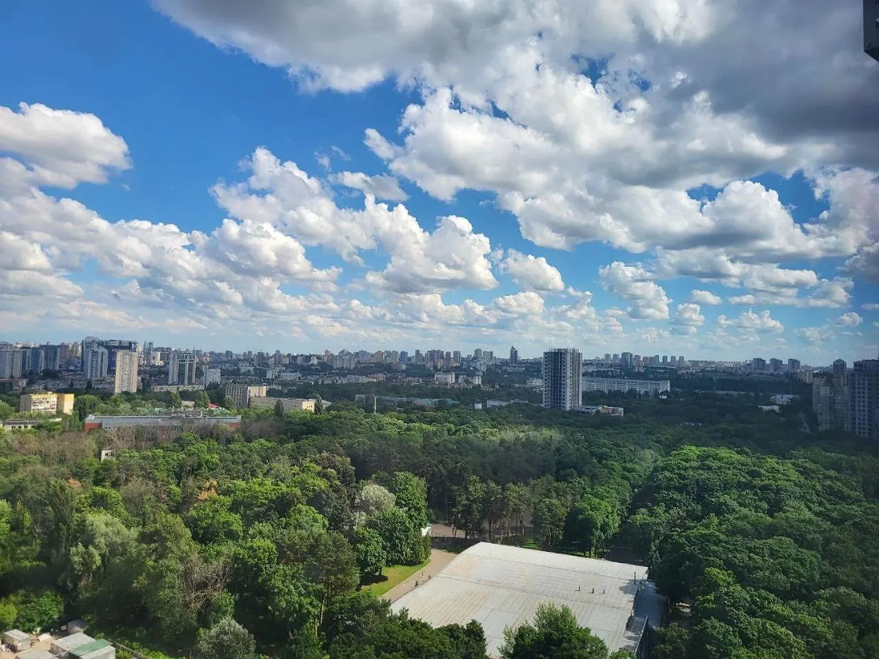 Petrovdom Apartments 18-100 In Rc Poetika, 25E Degtyarivska Street, Building 3, First Collection Kiev